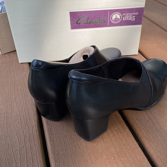 NWT Beautiful Clark's Rosalyn Adele Black Leather size 9.5 M - Picture 5 of 6